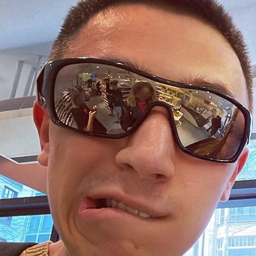 Sticker makarikimoi - 1