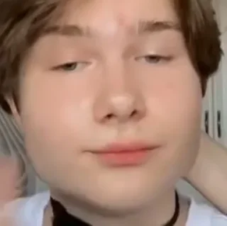 Sticker максимка😁🐱 - 1