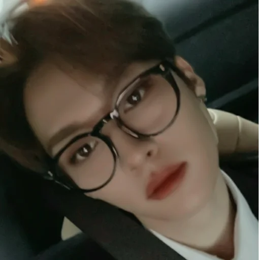 ˖ ᝬ : 🥓MINHO،̲.‹𝟥 @vlixstickers - 