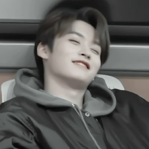 Sticker ˖ ᝬ : 🥓MINHO،̲.‹𝟥 @vlixstickers - 0