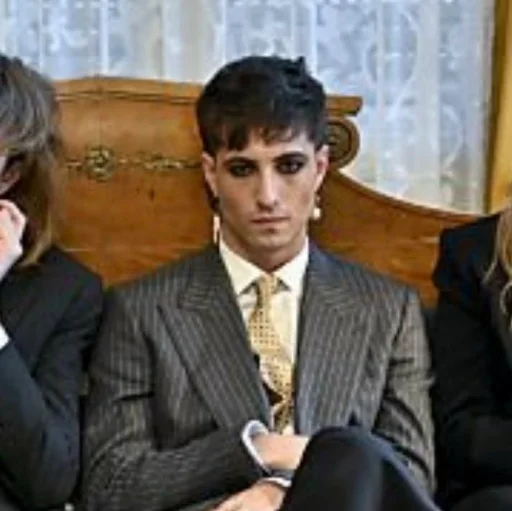 Стикер толікригайлоінетільки - 4