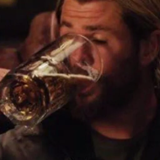 Человек человеческое лицо пить