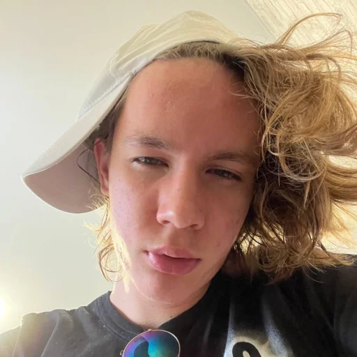 Sticker medvedaun - 1