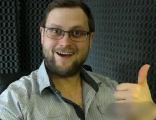 Sticker Куплинов @FemojiBot - 8