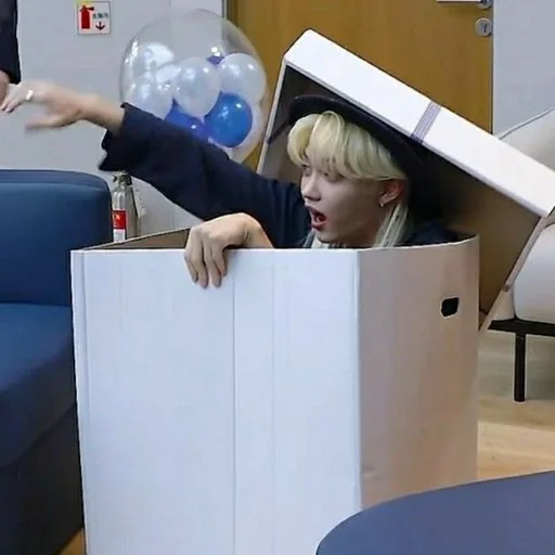 Человек комнатный одежда