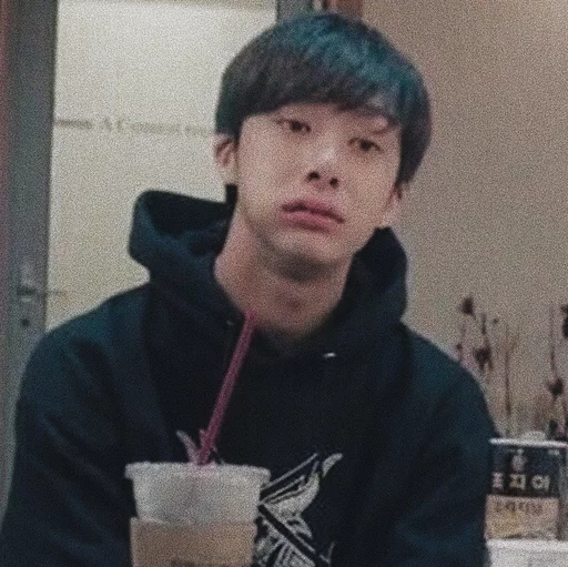 Стикер ᴍᴇᴍᴇʙᴇʙᴇᴢ :|
ᴋɪᴍᴇʟɪsᴛᴀ - 11