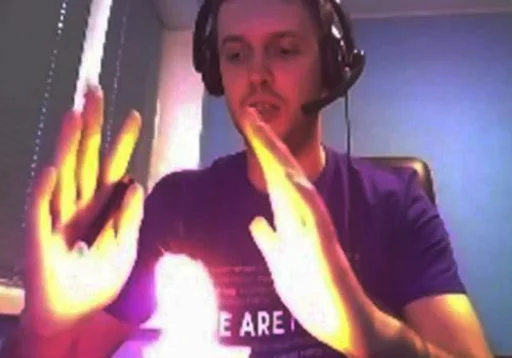 Человек человеческое лицо наушники