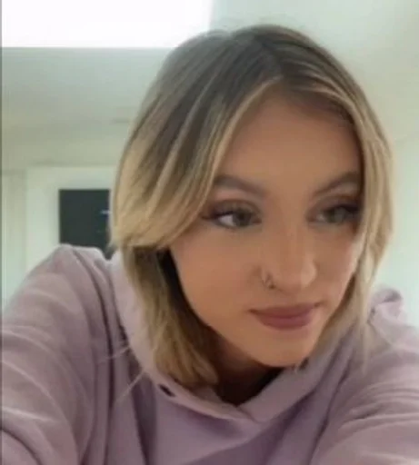 Sticker мэлони вау :: @fStikBot - 9