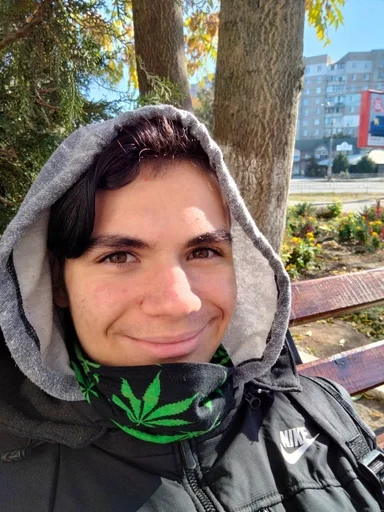 Сашенька,ибо семейка💗🙄 :: @fStikBot - person