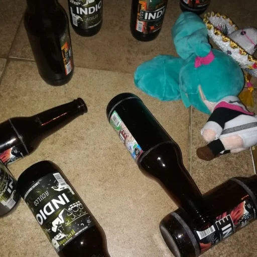 пить бутылка безалкогольный напиток