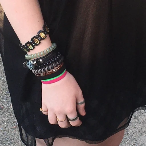 модный аксессуар Человек гвоздь