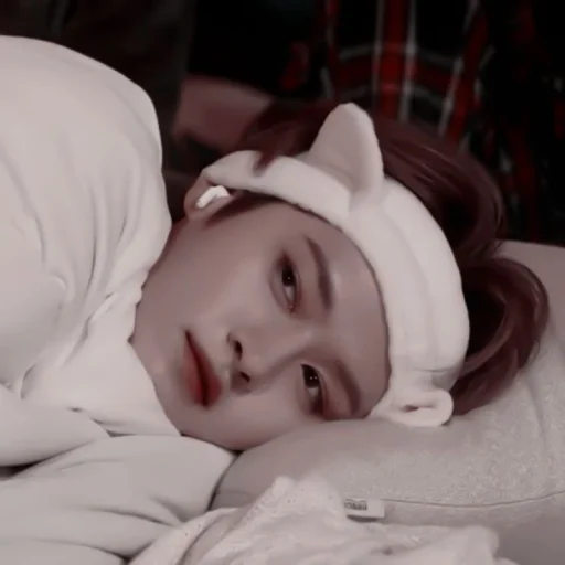 Стикер [🕯] ;; minho ;; @lumicore_present - 9