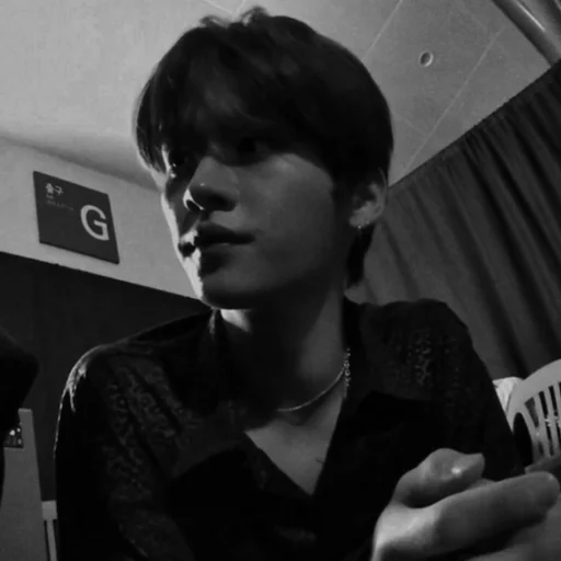 Стикер ` 𖤍 | 𝐦𝐢𝐧𝐡𝐨 > @xillun :; by @kpop_stik - 6