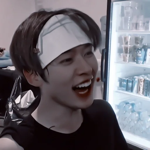 minho:: wieosij :: @fStikBot - person