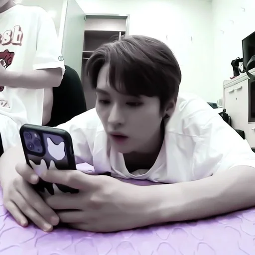 Стикер 🎴 - 𝐦𝐢𝐧𝐡𝐨`. | @pecjuwr :: @fStikBot - 7