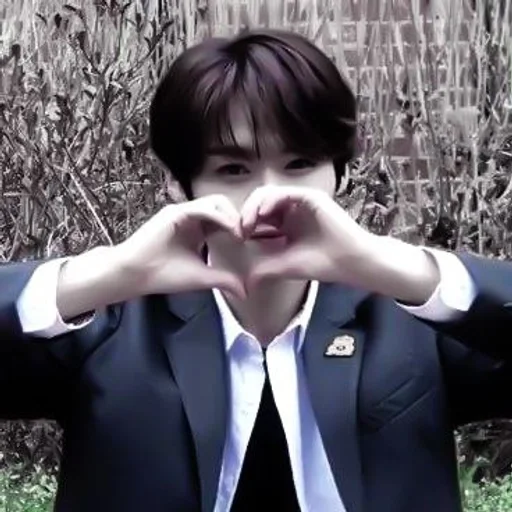 Стикер 🎴 - 𝐦𝐢𝐧𝐡𝐨`. | @pecjuwr :: @fStikBot - 5