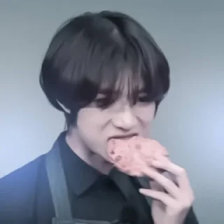 Sticker 𖥻 beomgyu : 🛏 : @lumicore_present - 0