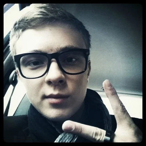 Sticker mne_nravitsya_49e7b_by_TgEmodziBot - 1