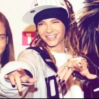 Sticker мненравица @TgEmodziBot - 1