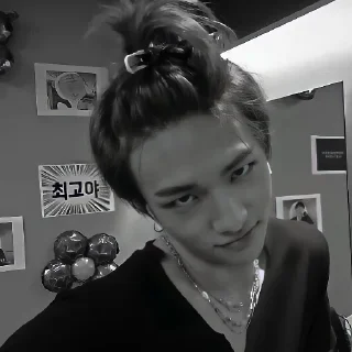 Стикер Hyunjin - 7