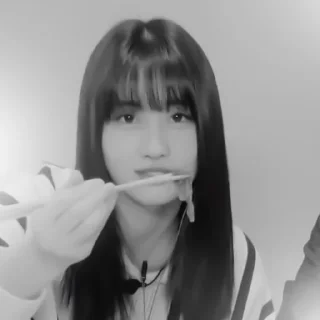 Стикер ⩨💽 𝘮𝘰𝘮𝘰 by @sandiastickers - 2