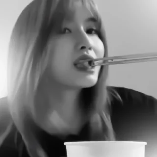 Стикер ⩨💽 𝘮𝘰𝘮𝘰 by @sandiastickers - 6