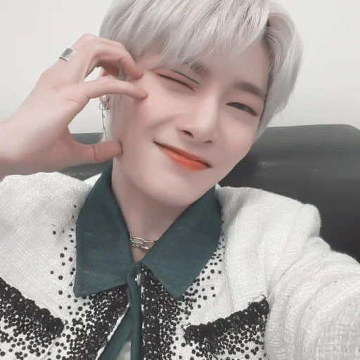 Стикер mood_jeongin_straykids - 1