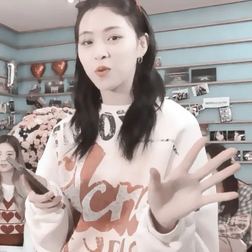 #𝐦𝐨𝐨𝐝: ryujin ;: by @paradismaudit - Человек