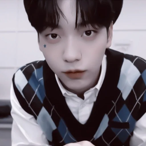 Стикер あ 𝘮𝘰𝘰𝘥 𝘴𝘰𝘰𝘣𝘪𝘯 :; by @seduiisantee - 11