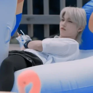 Стикер あ 𝘮𝘰𝘰𝘥 𝘧𝘦𝘭𝘪𝘹 :; by @seduiisantee - 10