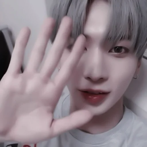 Sticker あ 𝘮𝘰𝘰𝘥 𝘵𝘢𝘦𝘩𝘺𝘶𝘯 :; by @seduiisantee - 2