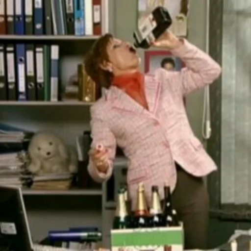 Человек СМС комнатный