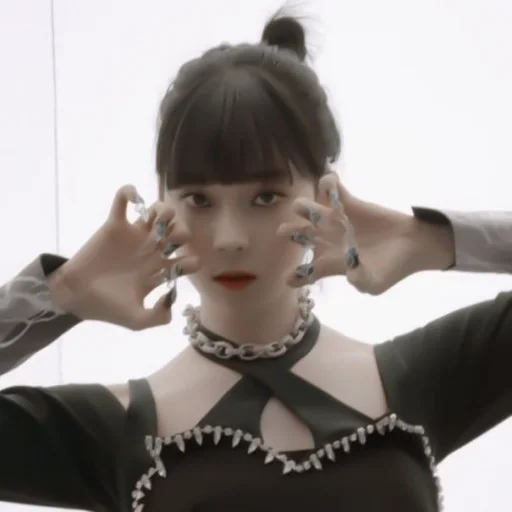 Человек человеческое лицо модный аксессуар