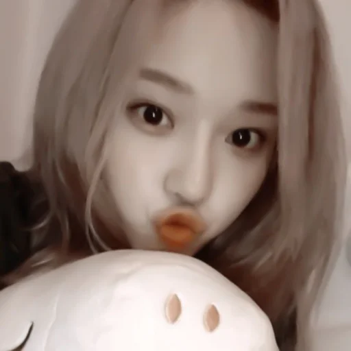 Человек игрушка девочка