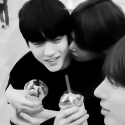 Sticker あ 𝘮𝘰𝘰𝘥 𝘺𝘦𝘰𝘯𝘣𝘪𝘯:; by @seduiisantee - 8