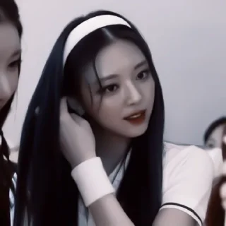 Стикер あ 𝘮𝘰𝘰𝘥 𝘺𝘶𝘯𝘢 :; by @seduiisantee - 0