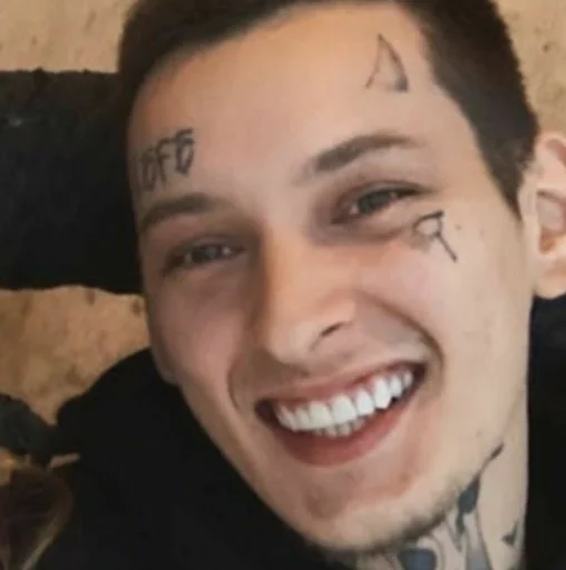 улыбаться человеческое лицо Человек