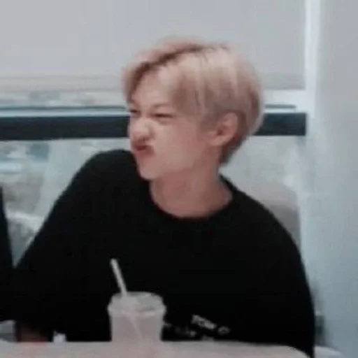 Стикер 𝙢𝙤𝙤𝙙:𝙝𝙬𝙖𝙣. :: @fStikBot - 11