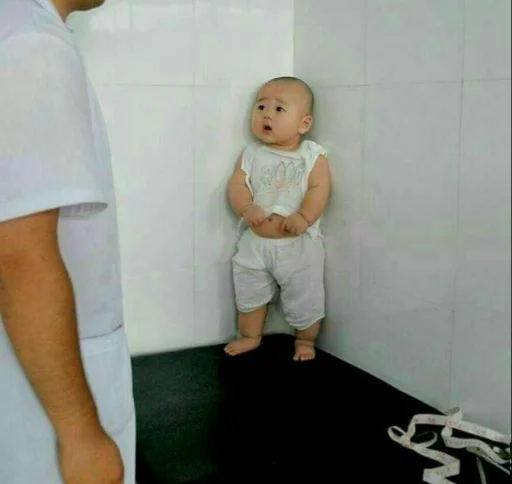 Человек стена комнатный