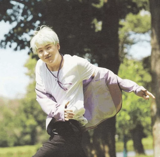 дерево на открытом воздухе Человек