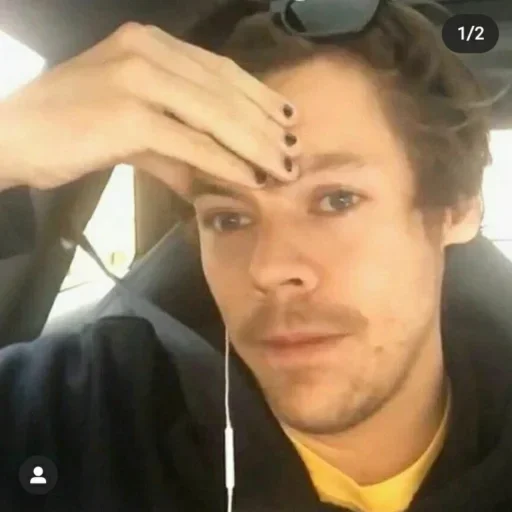 Человек селфи человеческое лицо