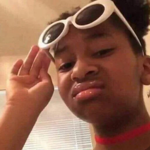 person human face spectacles