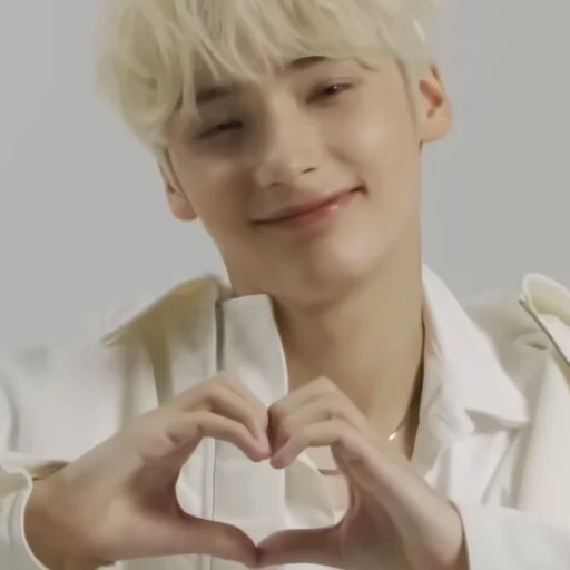 Sticker муня ворлд доминейшн - 6