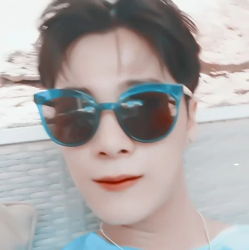 ⾕ ᴍᴏᴏɴʙɪɴ ༘:;@nerimacurse Ꮺ :: @fStikBot - human face