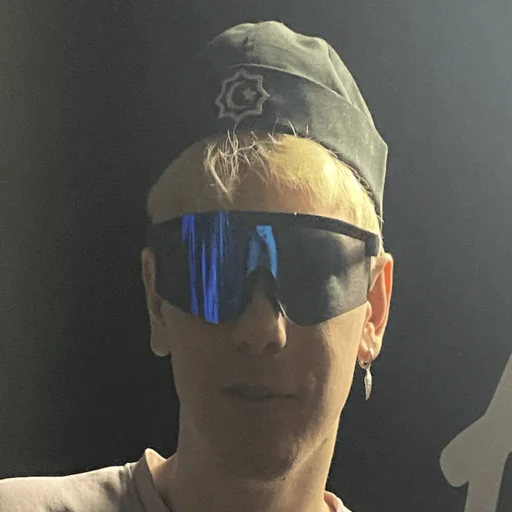 Sticker n1arena2 - 1