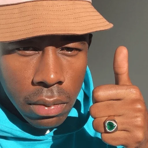 Sticker на деловом - 1