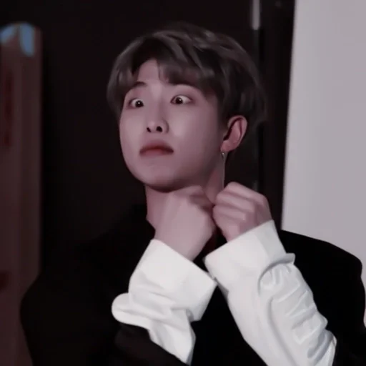 Стикер namjoon:: @wieosij :: @fStikBot - 0