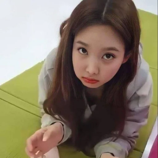 Sticker 𝐍𝐚𝐲𝐞𝐨𝐧;;@nabongily - 6