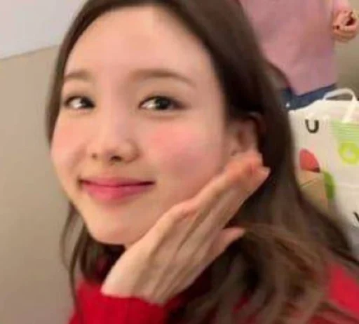 Sticker 𝐍𝐚𝐲𝐞𝐨𝐧;;@nabongily - 3