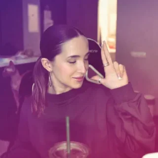 Sticker @TgEmodziBot #натальябузова :anerd&gensakylich - 2